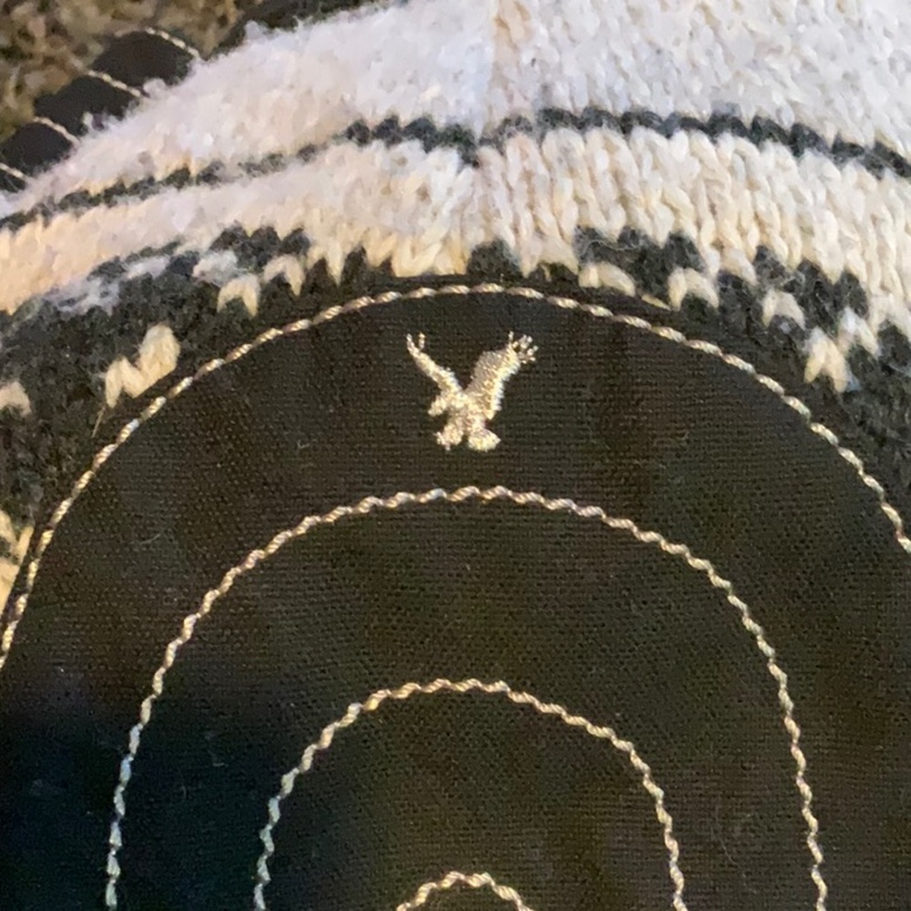 American Eagle Drawstring Bucket Style Sweater Bag - image 6